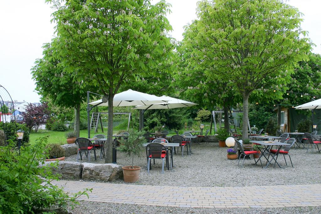 Gaestehaus Am Wasserpark Rust Exterior photo